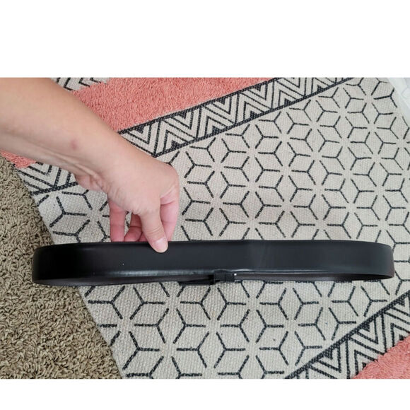 CALVIN KLEIN BLACK W BLACK BELT BUCKLE SYTHENTIC LEATHER BELT, SZ MEDIUM - Picture 4 of 8